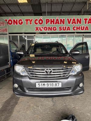 Toyota Fortuner 2013 2.7V 4x4 - 127000 km