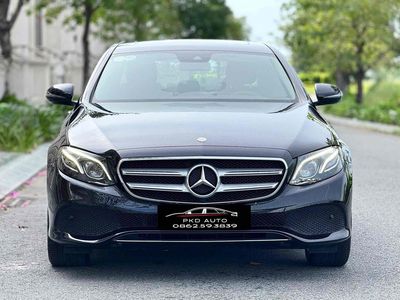 Mercedes-Benz E250 Date 2016 Model 2017 Siêu Lướt. Mua bán Ô tô tại Quận 1 Tp Hồ Chí Minh được đăng bởi PKD AUTO