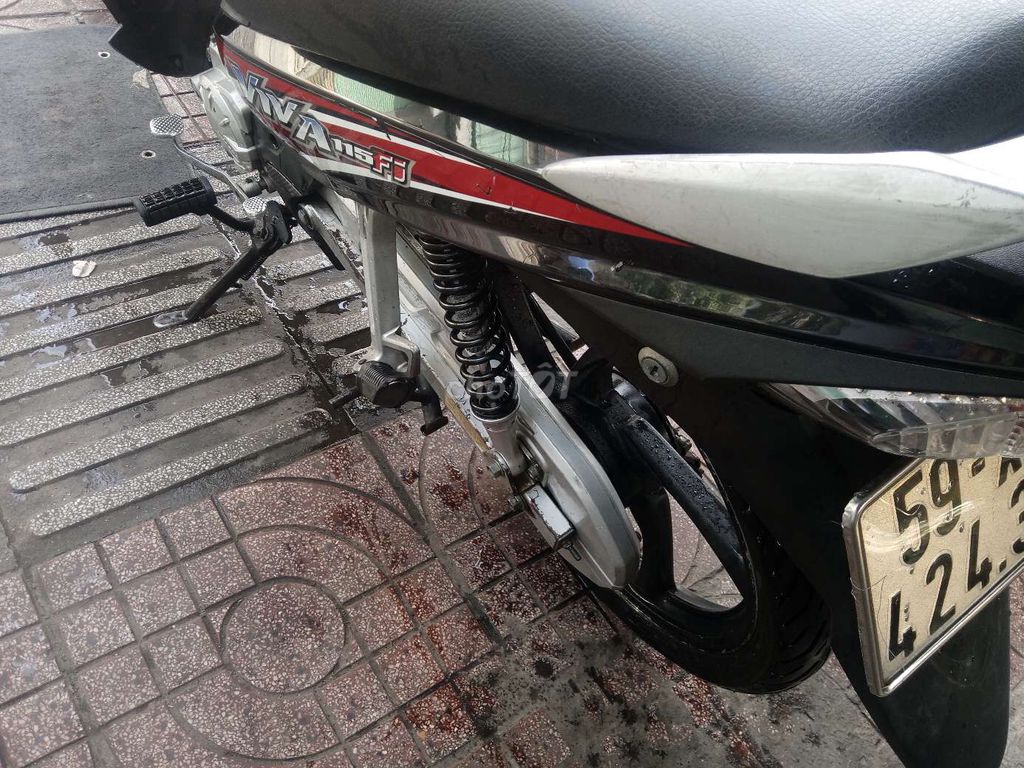 Suzuki Viva 115 FI Đen đỏ. Mua bán Xe máy tại Quận Bình Thạnh Tp Hồ Chí Minh được đăng bởi Tuấn hình 5