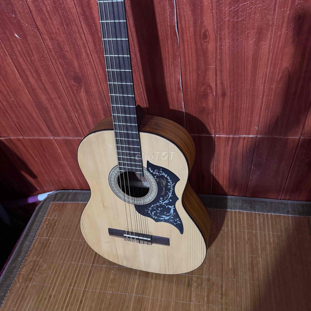 Pass Đàn guitar clasic Việt Cầm VC G170C dây nilon. Mua bán Nhạc cụ tại Quận Bắc Từ Liêm Hà Nội được đăng bởi Nguyễn Royal hình 1