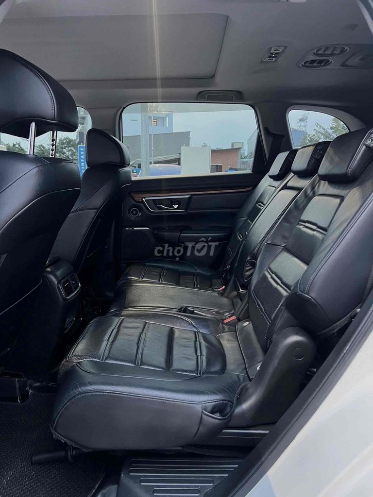 Cần bán nhanh Honda CRV-L 2018 Bản Cao Chính Chủ. Mua bán Ô tô tại Quận Bình Thạnh Tp Hồ Chí Minh được đăng bởi Thu Nguyễn hình 9