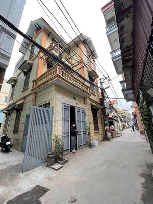 Cho Thuê Nhà Mặt Ngõ 95 Phố Thúy Lĩnh Hoàng Mai Hà Nội. Cho thuê nhà ở tại Quận Hoàng Mai Hà Nội được đăng bởi Chị hiền