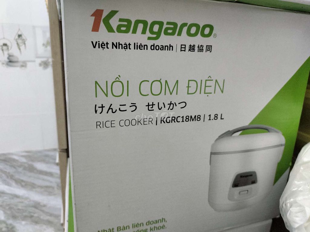 Nồi cơm điện Kangaroo KGRC18M8 1.8 L Mới 100%. Mua bán Bếp, lò, đồ điện nhà bếp tại Huyện Củ Chi Tp Hồ Chí Minh được đăng bởi thanh hình 1