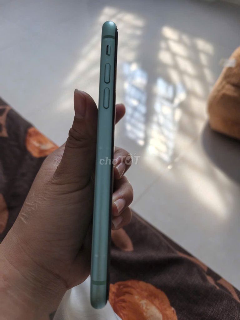 Apple iPhone 11 64GB Xanh lá 96%. Mua bán Điện thoại tại Thành phố Buôn Ma Thuột Đắk Lắk được đăng bởi Ngọc Hân hình 1