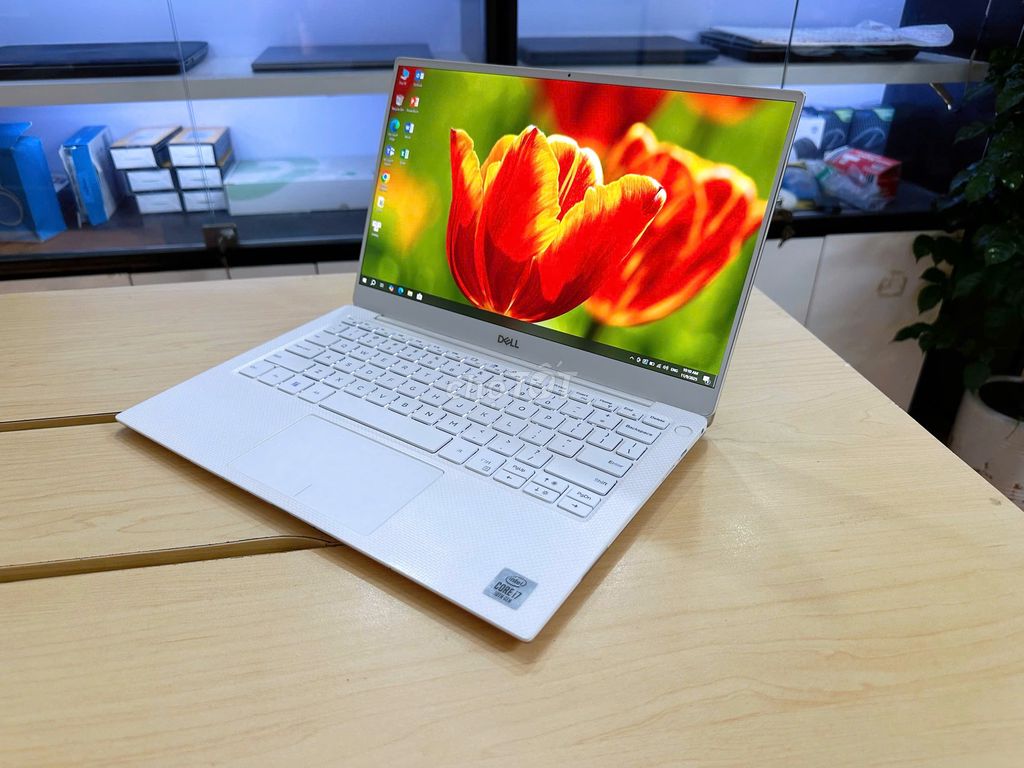 Dell XPS 13 7390 i7 10710U màu RoseGold/Trắng US. Mua bán Laptop tại Quận Thanh Xuân Hà Nội được đăng bởi Ngọc Lan hình 1