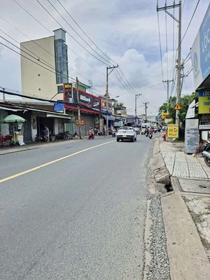 Аренда · 2 комн. · 130 м² · Quận 12, ул. Đường Hà Huy Giáp