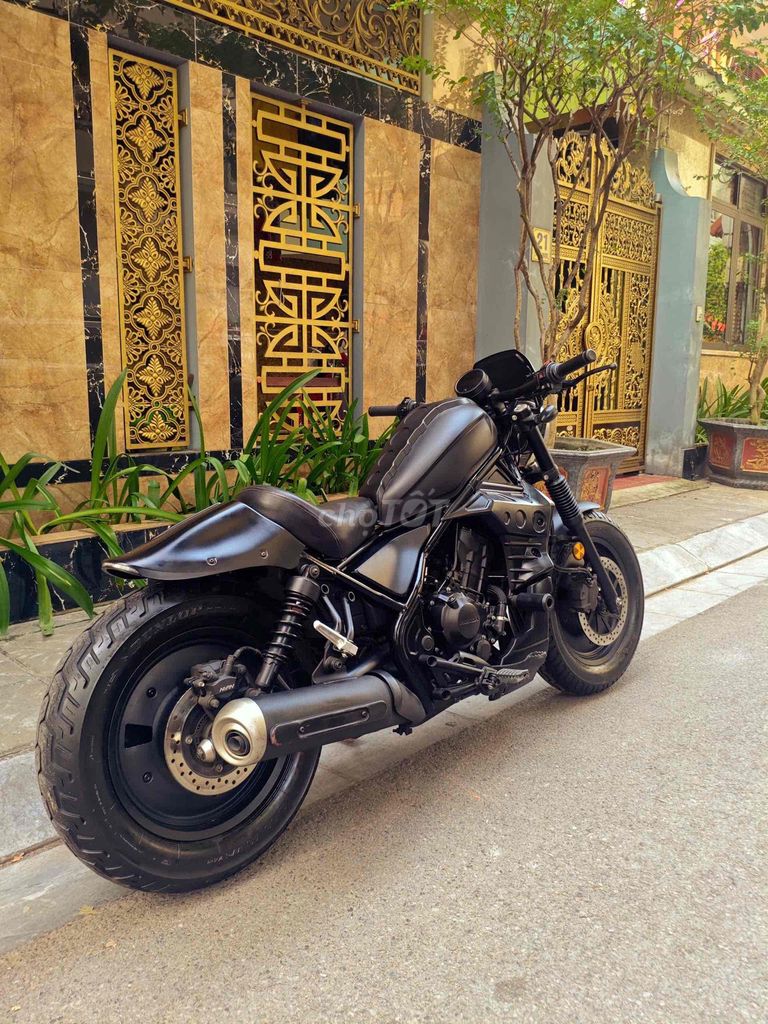 Honda Rebel 300 Abs full độ full lên BOBBER ngầu. Mua bán Xe máy tại Quận Cầu Giấy Hà Nội được đăng bởi Tong motor xe may hình 4