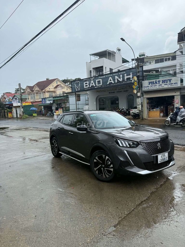 Peugeot 2008 GT Line 2022 11000 км Серый