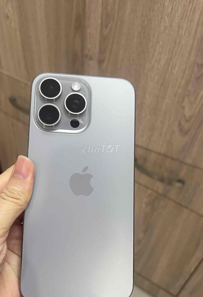 Dư máy 15 pro max 1000gb  cần bán. Mua bán Điện thoại tại Quận 4 Tp Hồ Chí Minh được đăng bởi Tran hình 1