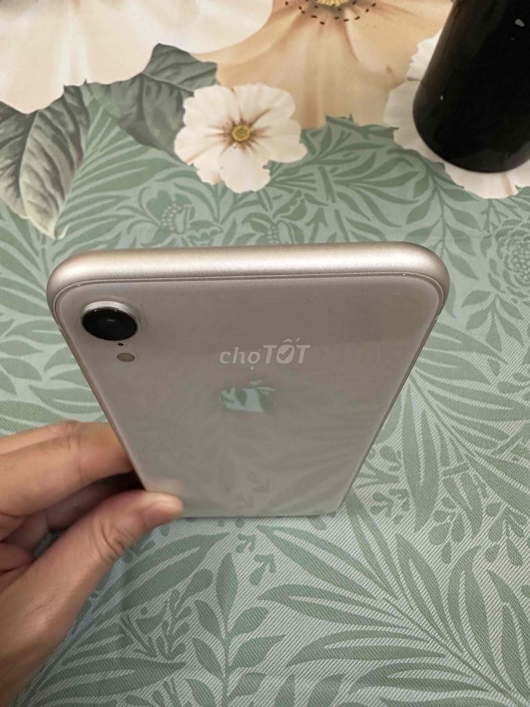 IPHONE XR 128GB Like New