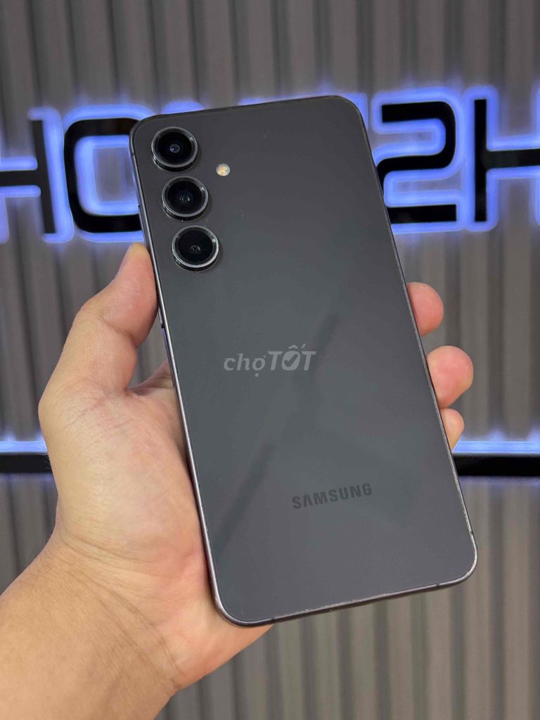 Samsung S24 FE Xám 2 sim 98%. Mua bán Điện thoại tại Quận 3 Tp Hồ Chí Minh được đăng bởi Phone2Hand hình 1
