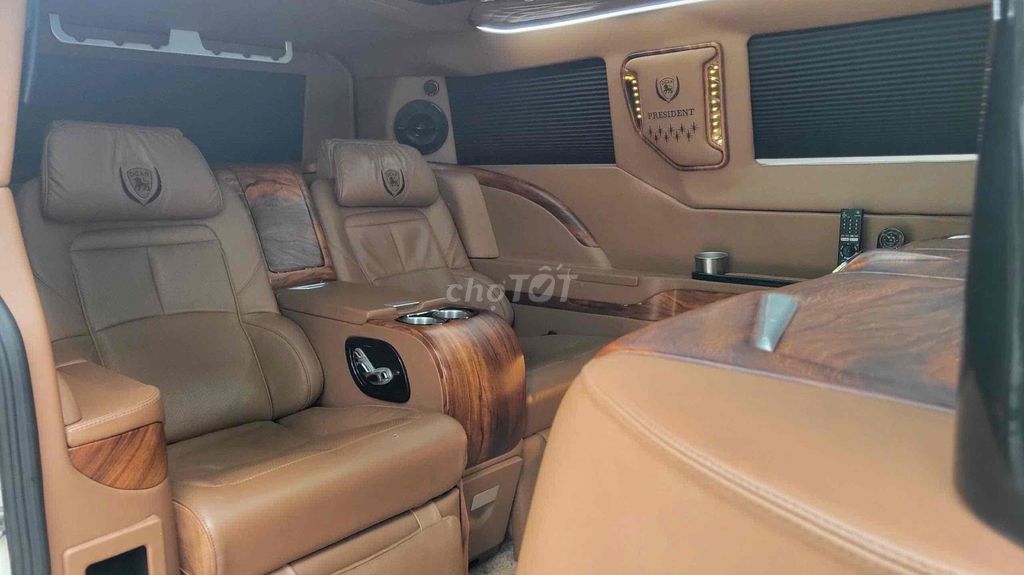 Ford Tourneo 2019 Titanium 2.0 AT - 63000 km. Mua bán Ô tô tại Quận Gò Vấp Tp Hồ Chí Minh được đăng bởi Siêu Thị Ô Tô Sài Gòn hình 9