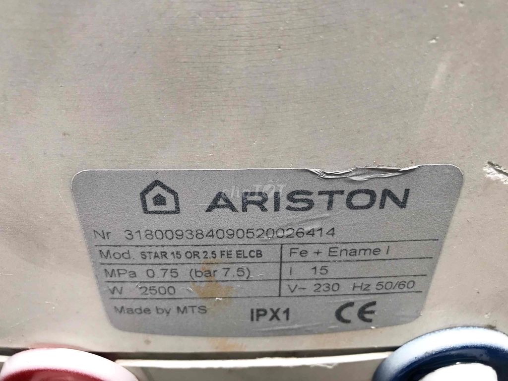 Bình nóng lạnh Ariston 15L. Mua bán Thiết bị vệ sinh, nhà tắm tại Huyện Thanh Trì Hà Nội được đăng bởi Hoa Huyền hình 1