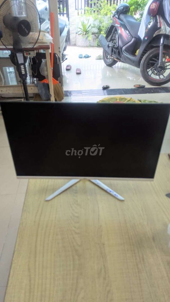 Máy tính AIO Core i5 8GB/SSD 256GB Sạc UPS. Mua bán Máy tính để bàn tại Huyện Nhà Bè Tp Hồ Chí Minh được đăng bởi nguyễn lê hoàng phúc hình 1