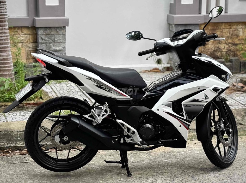 Honda Winner X V3 2023 od 12.000km nguyên rin bs43. Mua bán Xe máy tại Quận Hải Châu Đà Nẵng được đăng bởi T Lâm hình 8