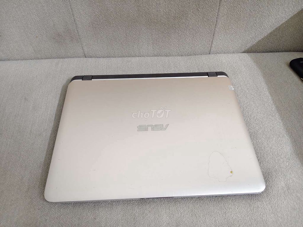 Asus X407 8GB/128GB pin 2h kèm sạc zin. Mua bán Laptop tại Quận Tân Phú Tp Hồ Chí Minh được đăng bởi Sang hình 1