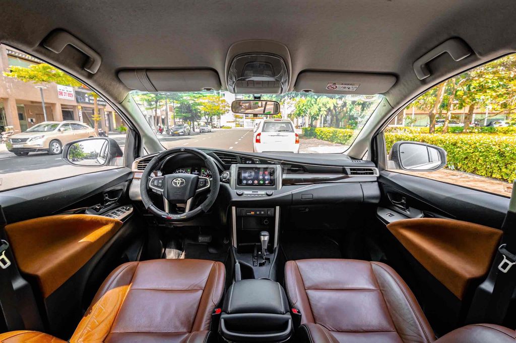 Toyota Innova 2017 2.0V Bạc 55.000 km. Mua bán Ô tô tại Quận 7 Tp Hồ Chí Minh được đăng bởi Dương Phương hình 9