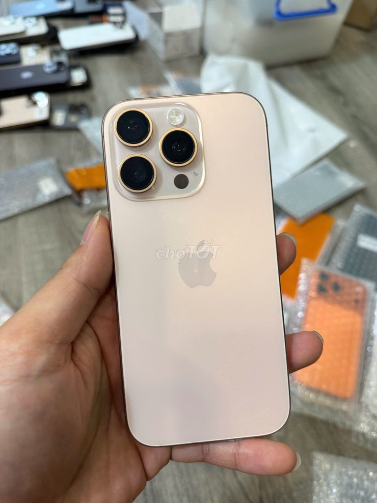 🥰iphone 16 pro quốc tế 256gb zin đẹp ngon . Mua bán Điện thoại tại Quận Thanh Xuân Hà Nội được đăng bởi Thành Vũ Mobile hình 1