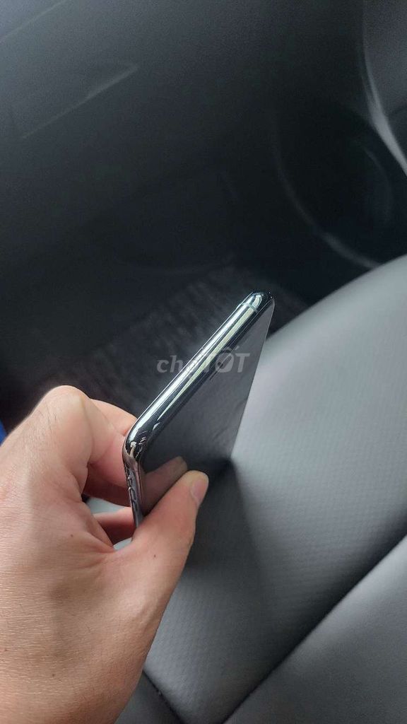 Apple iPhone 11 Pro Max xanh rêu. Mua bán Điện thoại tại Huyện Quế Võ Bắc Ninh được đăng bởi QUANG hình 1