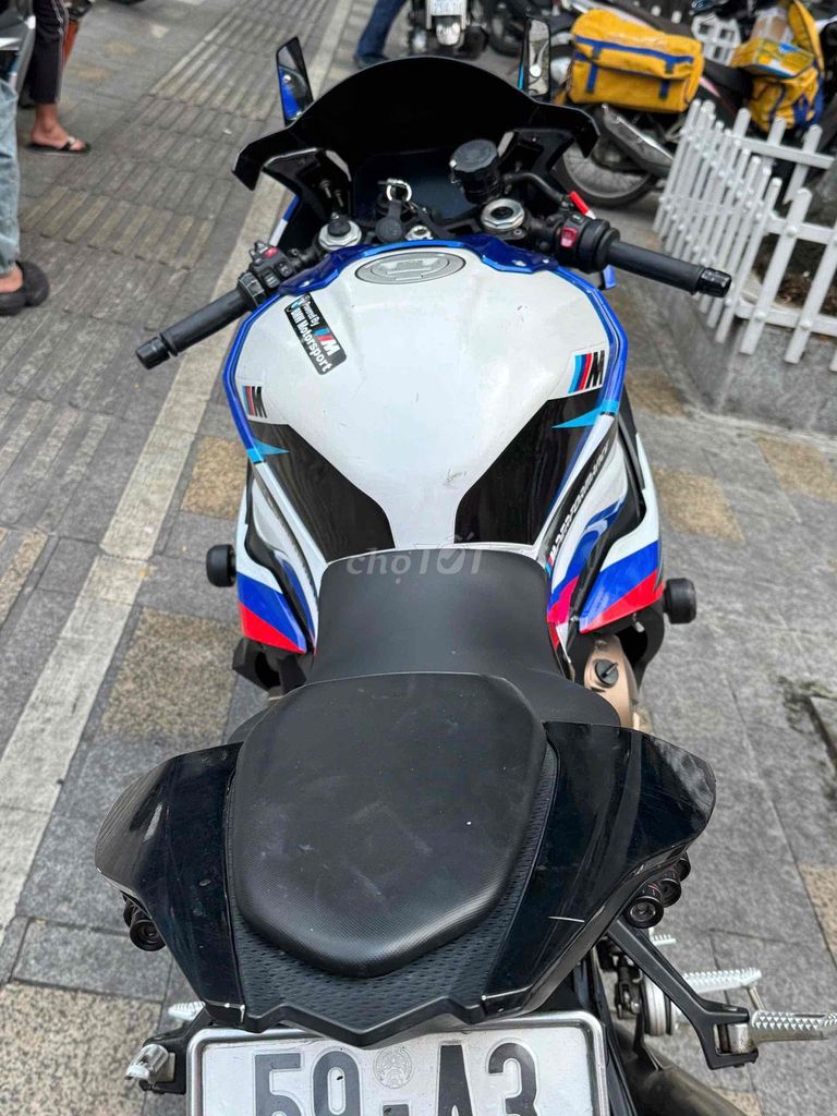 BMW S1000RR Xanh Trắng Đỏ. Mua bán Xe máy tại Quận 1 Tp Hồ Chí Minh được đăng bởi Tuấn moto hình 5