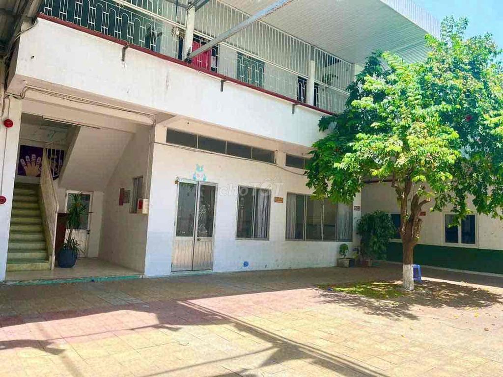 Cho thuê nhà 1200m2 khu vực Thanh Khê gần Hàm Nghi giá 78tr