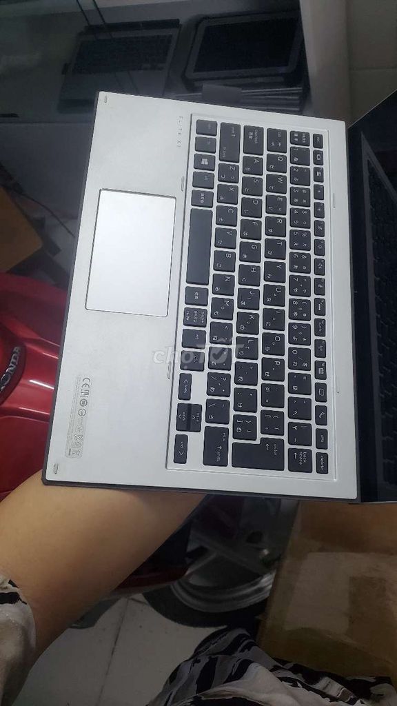 Laptop HP elite x2 G3, i5 8250u ,8gb,256