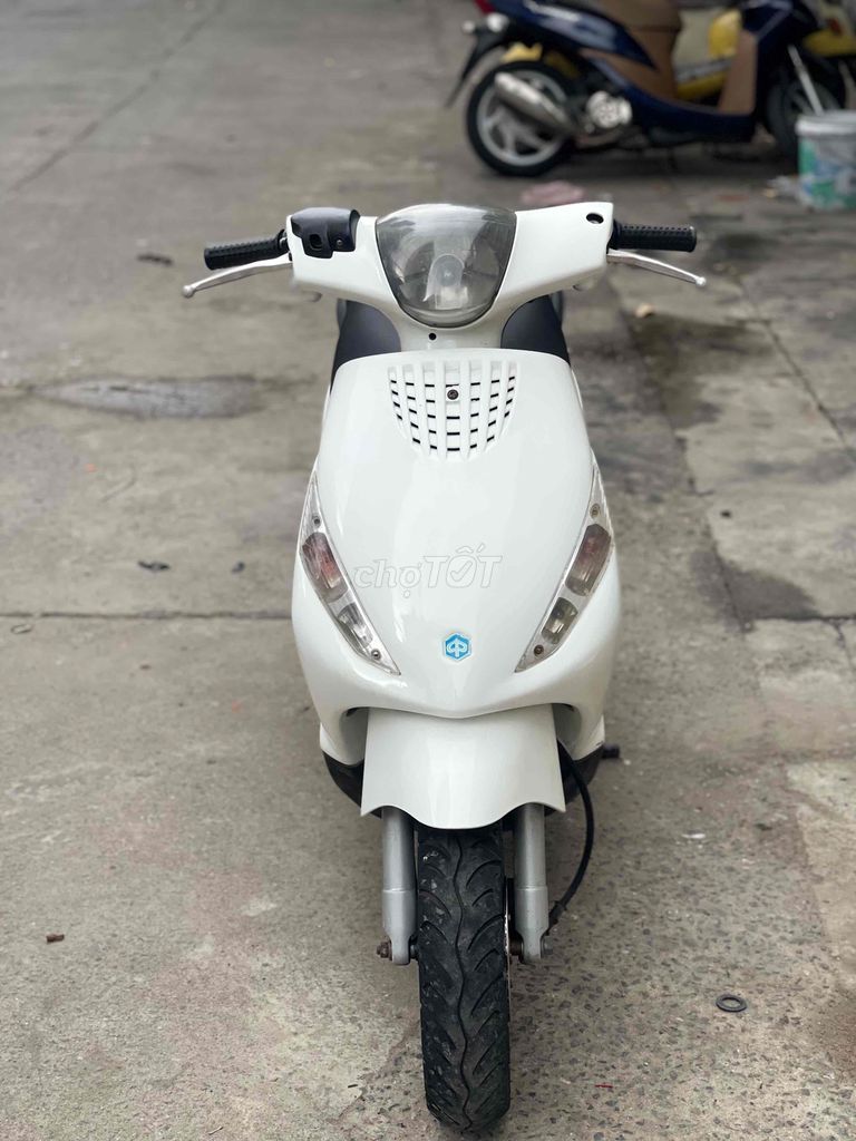 PIAGIO Zip xe chính chủ muốn bán. Mua bán Xe máy tại Quận Nam Từ Liêm Hà Nội được đăng bởi VÂN ANH hình 6