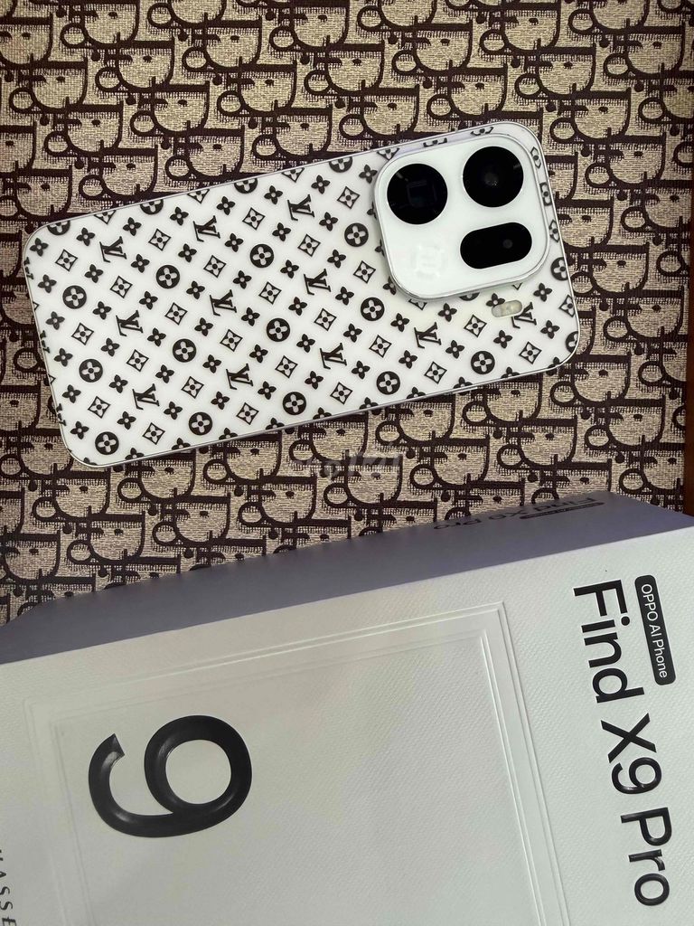 Oppo Dòng khác Trắng 512GB Đã sử dụng. Mua bán Điện thoại tại Thị xã Duy Tiên Hà Nam được đăng bởi YC hình 1