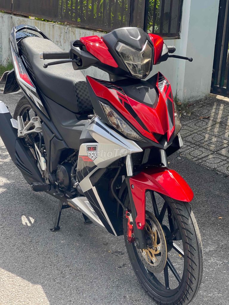 Honda Winner красный, черный, серебристый, механика