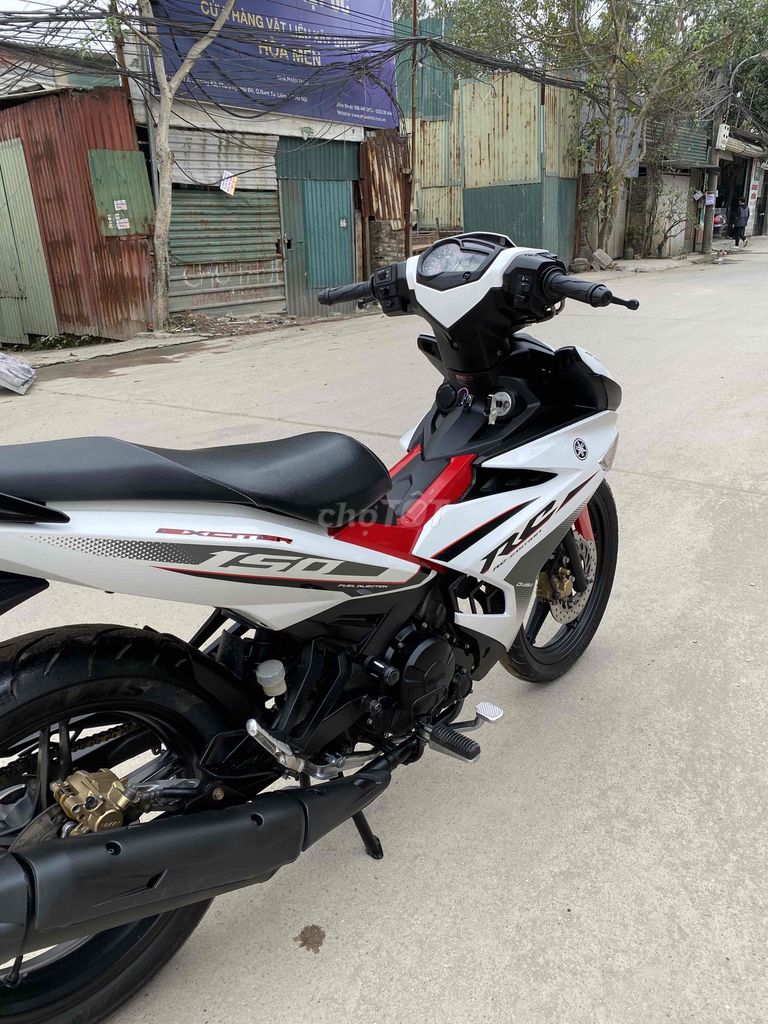 Siêu Mới Exciter 150 Chính chủ —2018 máy zin 100%. Mua bán Xe máy tại Quận Nam Từ Liêm Hà Nội được đăng bởi tuấn hình 5