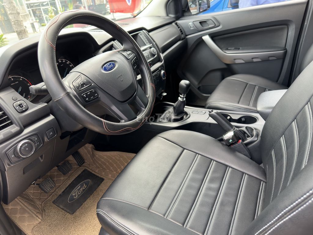 Ford Ranger XLS 2019, bảo hành 2026 hỗ trợ vay 75%. Mua bán Ô tô tại Quận Tân Phú Tp Hồ Chí Minh được đăng bởi Đức hình 6