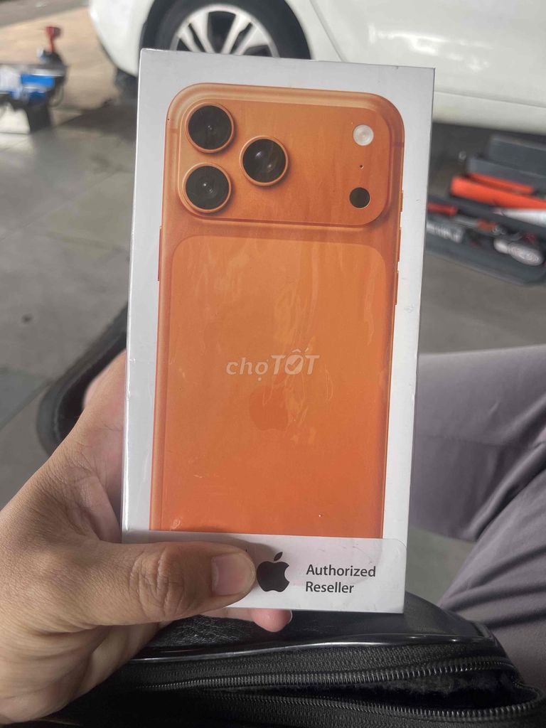 Apple iPhone 17 Pro Max 512GB Cam Quốc tế Mới 100%. Mua bán Điện thoại tại Quận 12 Tp Hồ Chí Minh được đăng bởi Vũ Trần hình 1
