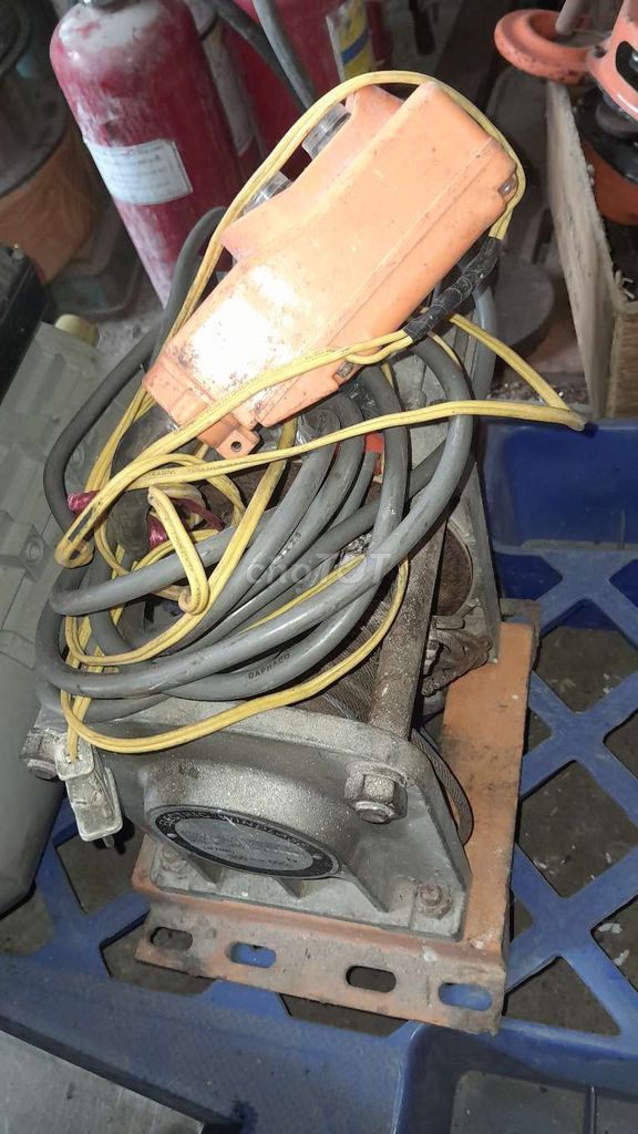 Tời điện 300-600 kg Đã sử dụng. Mua bán Đồ chuyên dụng, Giống nuôi trồng tại Huyện Vĩnh Cửu Đồng Nai được đăng bởi Luyện Nguyễn hình 1