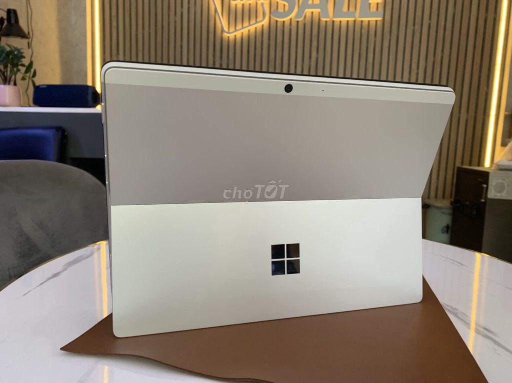 Surface Pro 8 i5 13 inch/ RAm 8GB có 5G máy đẹp. Mua bán Máy tính bảng tại Quận Gò Vấp Tp Hồ Chí Minh được đăng bởi Linh Surface Bảo Bảo hình 1