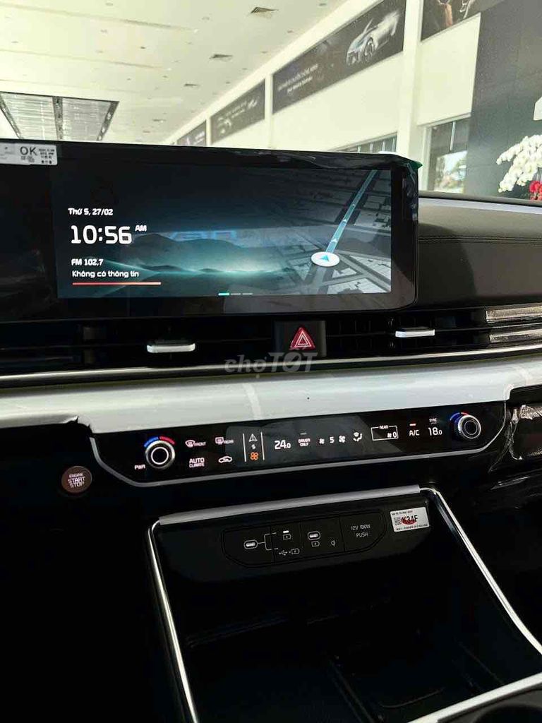 Kia Carnival 2025 Signature 1.6 Turbo HEV 7S. Mua bán Ô tô tại Quận Phú Nhuận Tp Hồ Chí Minh được đăng bởi Chợ xe Otolanbanh hình 10