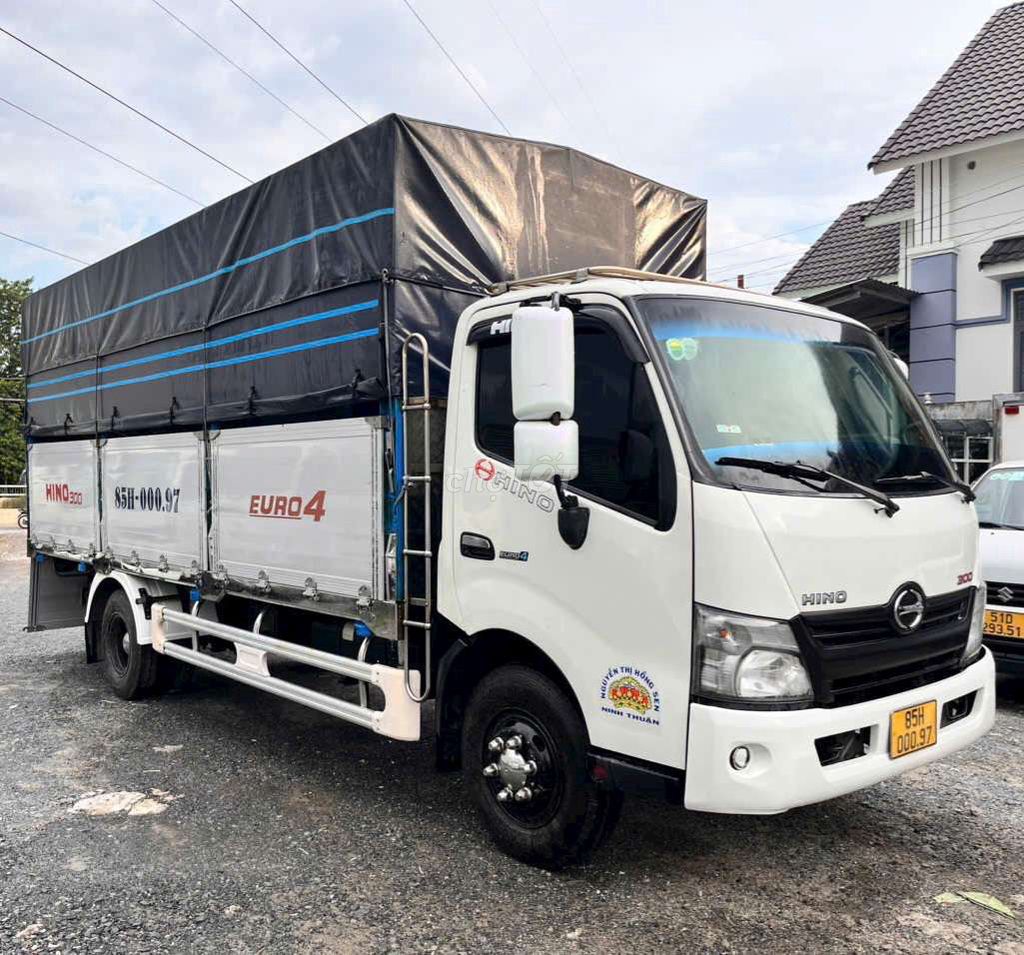 Bán hino xzu730 sx 2020 tải 4t8 thùng 5m7. Mua bán Xe tải, xe ben tại Thành phố Thuận An Bình Dương được đăng bởi hồng thanh hình 1