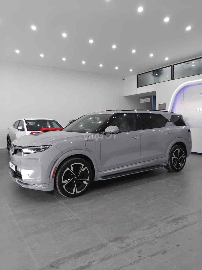 SỞ HỮU VF9–ƯU ĐÃI 3 NĂM SẠC MIỄN PHÍ, ĐỪNG BỎ LỠ!. Mua bán Ô tô tại Quận Bình Thạnh Tp Hồ Chí Minh được đăng bởi KỲ hình 4