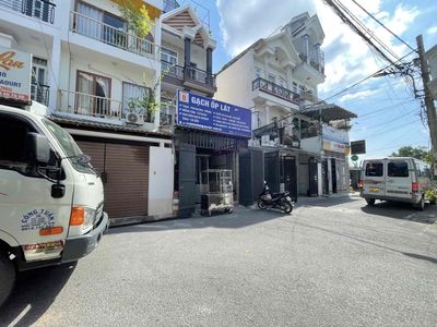 Gấp bán - Nhà 1/ LÊ VĂN KHƯƠNG, Quận 12, diện tích 88m2, hẻm 6m thông