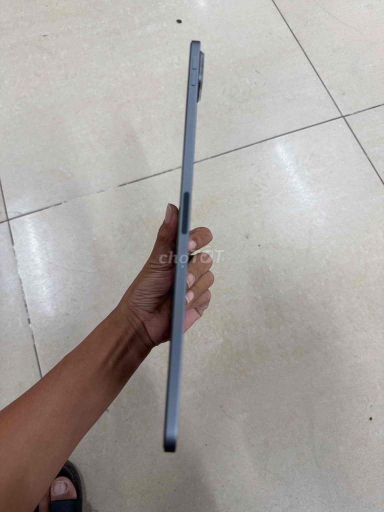 Apple iPad Pro M1 Xám Đã sử dụng. Mua bán Máy tính bảng tại Thành phố Biên Hòa Đồng Nai được đăng bởi Trần Hạo Nam hình 1