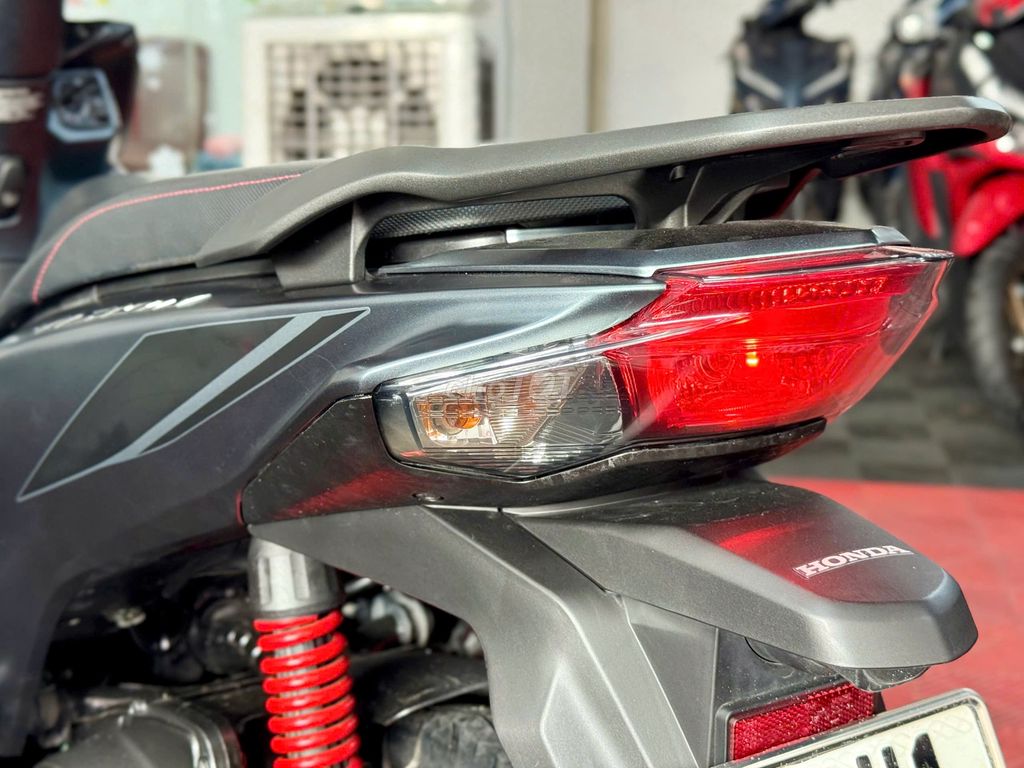 💥 HondaVision 2022 bản "Cá Tính" BS49 9chủ ký giấy. Mua bán Xe máy tại Thành phố Thủ Đức Tp Hồ Chí Minh được đăng bởi XE MÁY THỦ ĐỨC hình 10