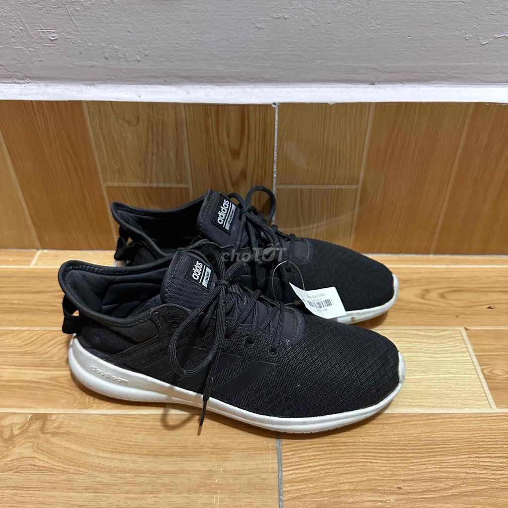 Giày thể thao Adidas Cloudfoam Đen 40. Mua bán Giày dép tại Thị xã Tân Uyên Bình Dương được đăng bởi An Nguyễn hình 1