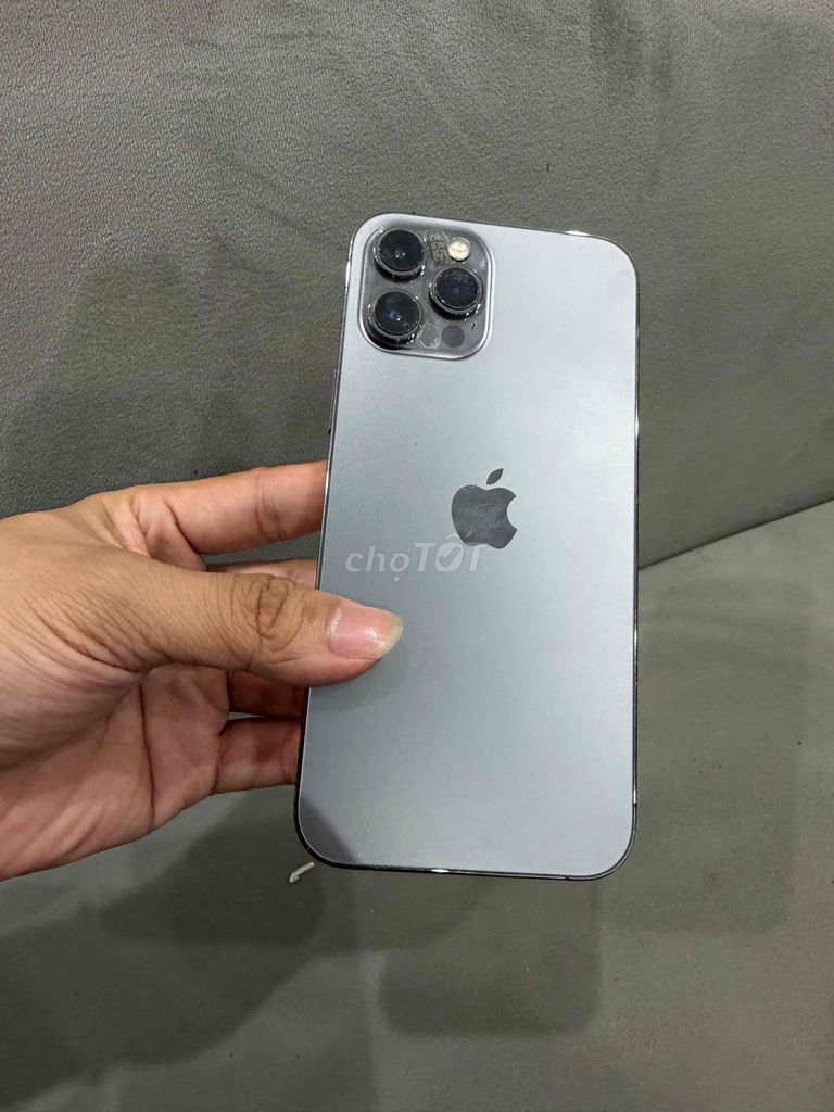 Apple iPhone 12 Pro Max 128GB Xám. Mua bán Điện thoại tại Quận Đống Đa Hà Nội được đăng bởi Ng Hoang Anh hình 1