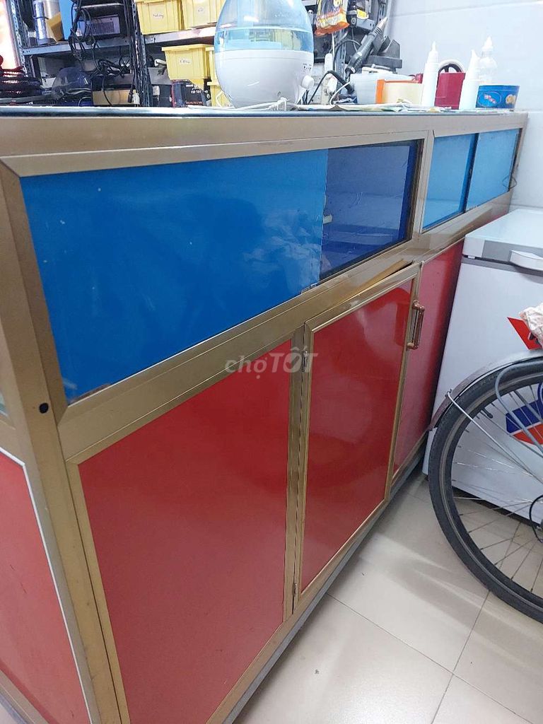 Tủ trưng bày Nhôm Kính Đỏ Vàng Xanh. Mua bán Tủ, kệ gia đình tại Quận Nam Từ Liêm Hà Nội được đăng bởi khac vien hình 1