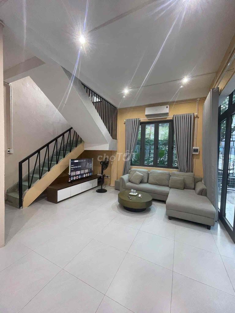 Аренда · 2 комн. · 100 м² · Quận Ngũ Hành Sơn, ул. Đường Đỗ Bá