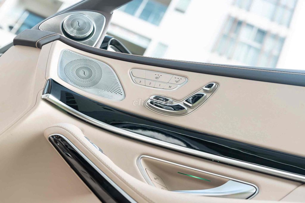 Mercedes - Maybach S450 model 2018 - Trắng Kem. Mua bán Ô tô tại Quận 7 Tp Hồ Chí Minh được đăng bởi Thật Nguyễn LongAnh Auto hình 8