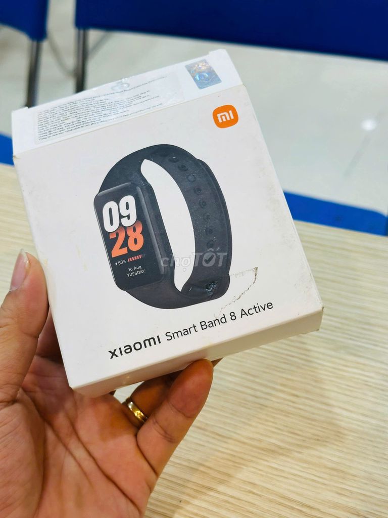 Xiaomi Mi Band 8 Active Đen. Mua bán Thiết bị đeo thông minh tại Quận Đống Đa Hà Nội được đăng bởi Vũ Mạnh Điệp hình 1