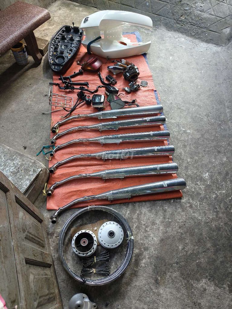 Phụ Tùng Honda Dream Thái Zin Các Loại. Mua bán Phụ tùng xe tại Thành phố Biên Hòa Đồng Nai được đăng bởi Nguyễn Đăng hình 8