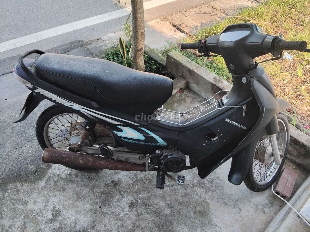 Bán xe vẫn chạy tốt 1800k. Mua bán Xe máy tại Huyện Quỳnh Phụ Thái Bình được đăng bởi trung phạm hình 1