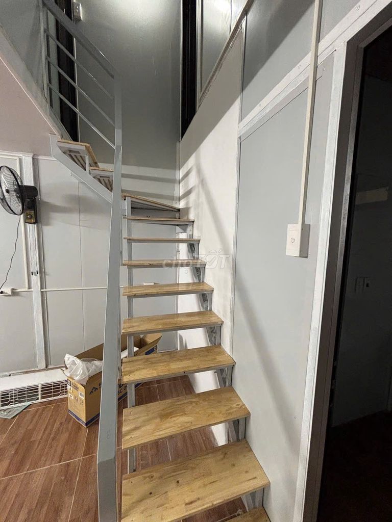 Cần cho thuê nhà khép kín đầy đủ thiết bị 