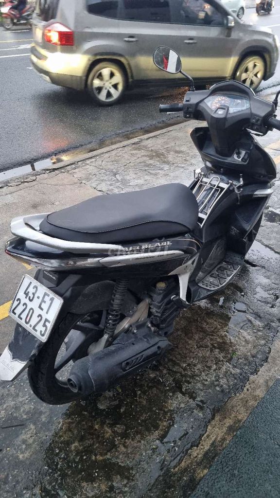 Honda Air Blade 2009 Đen. Mua bán Xe máy tại Quận Hải Châu Đà Nẵng được đăng bởi Dức long hình 4